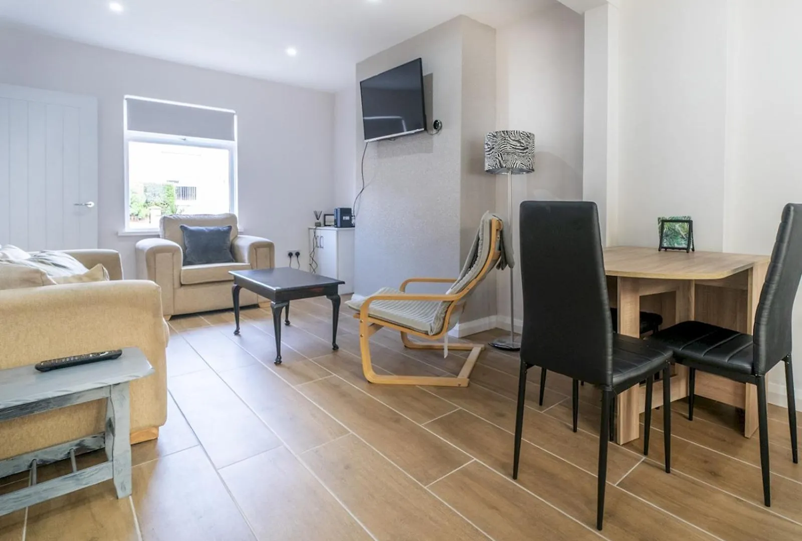 Pass The Keys Bright & Airy 2 Bedroom Home Lots ベルファスト 0*,
