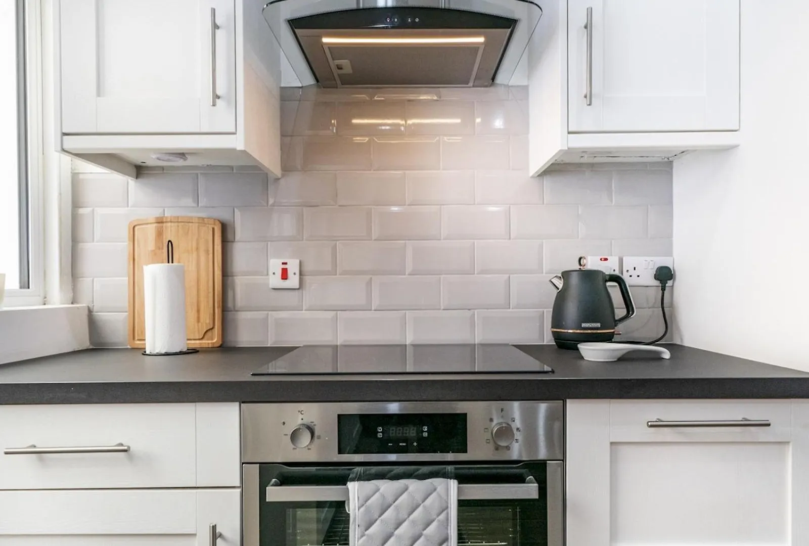 Dom wakacyjny Pass The Keys Bright & Airy 2 Bedroom Home Lots Belfast